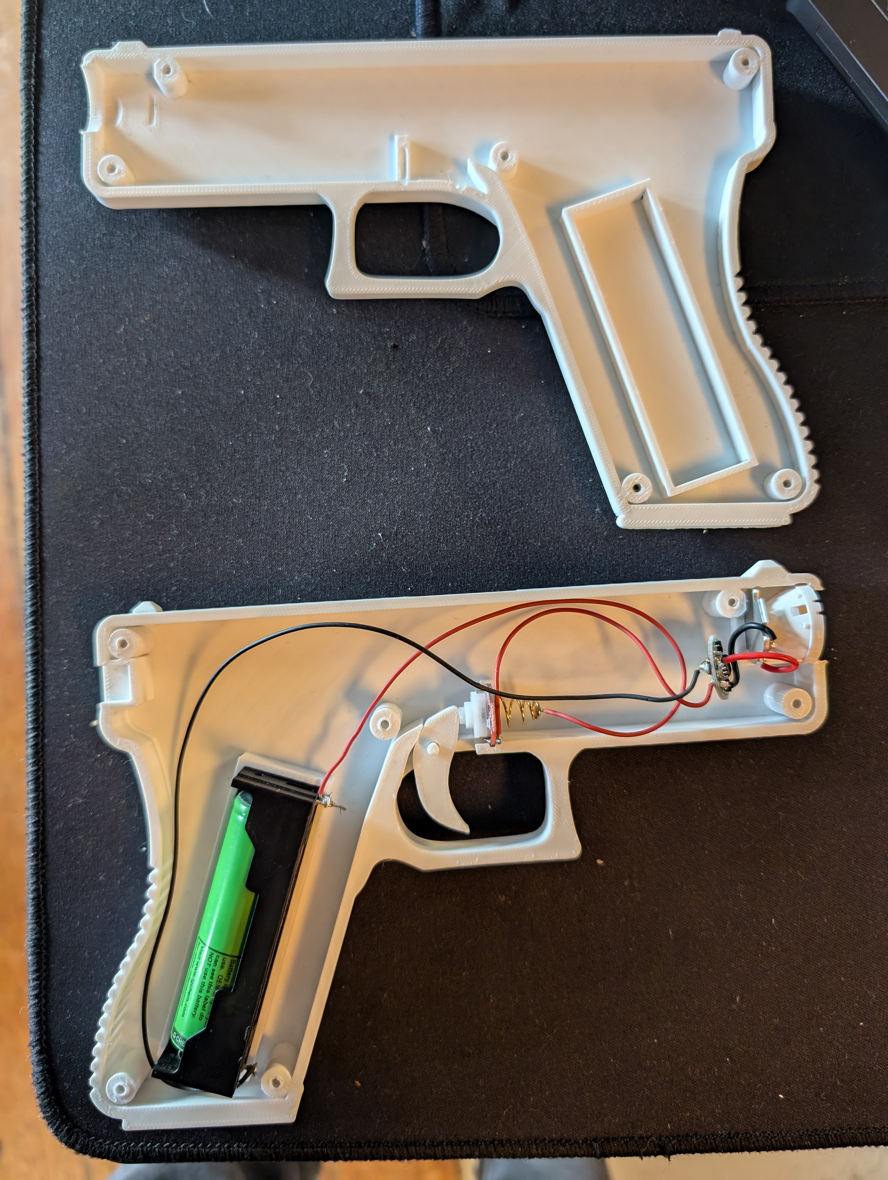 Innsiden av pistol lykten